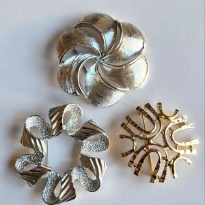Vintage Sarah Coventry Brooches and Selro Corp. Brooch